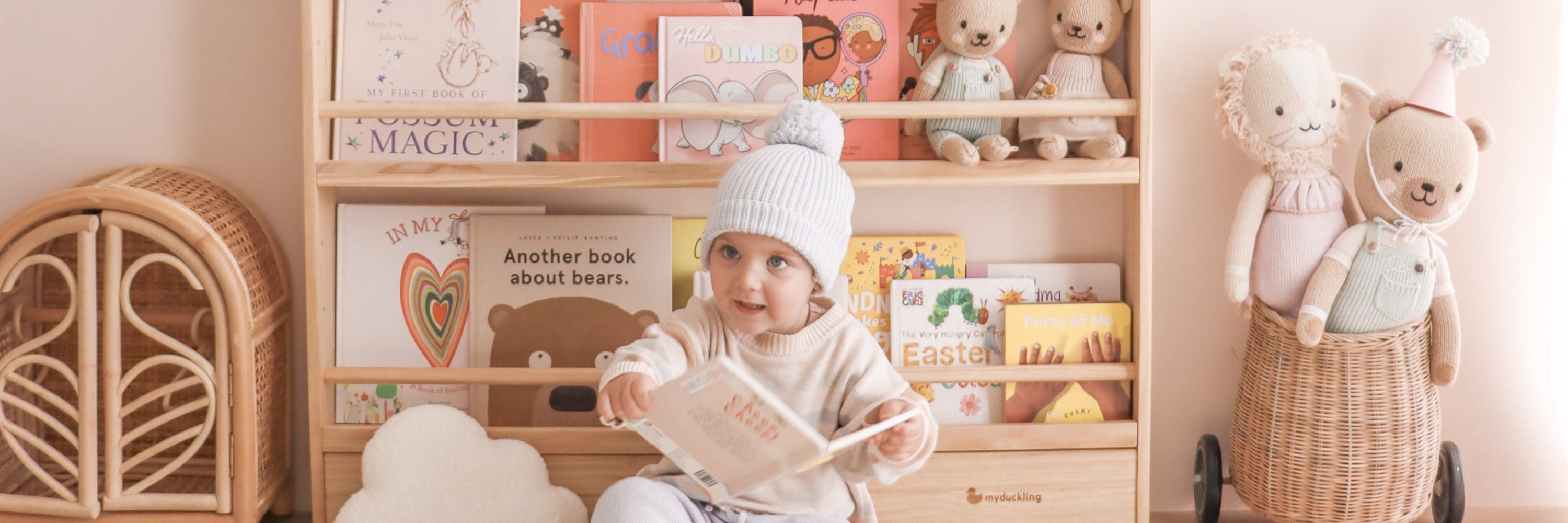 Montessori Kids Bookshelf