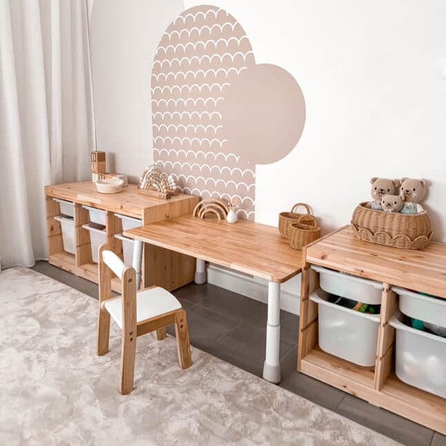 My Duckling ARIA Montessori Kids Height Adjustable Table With One Wooden Chair