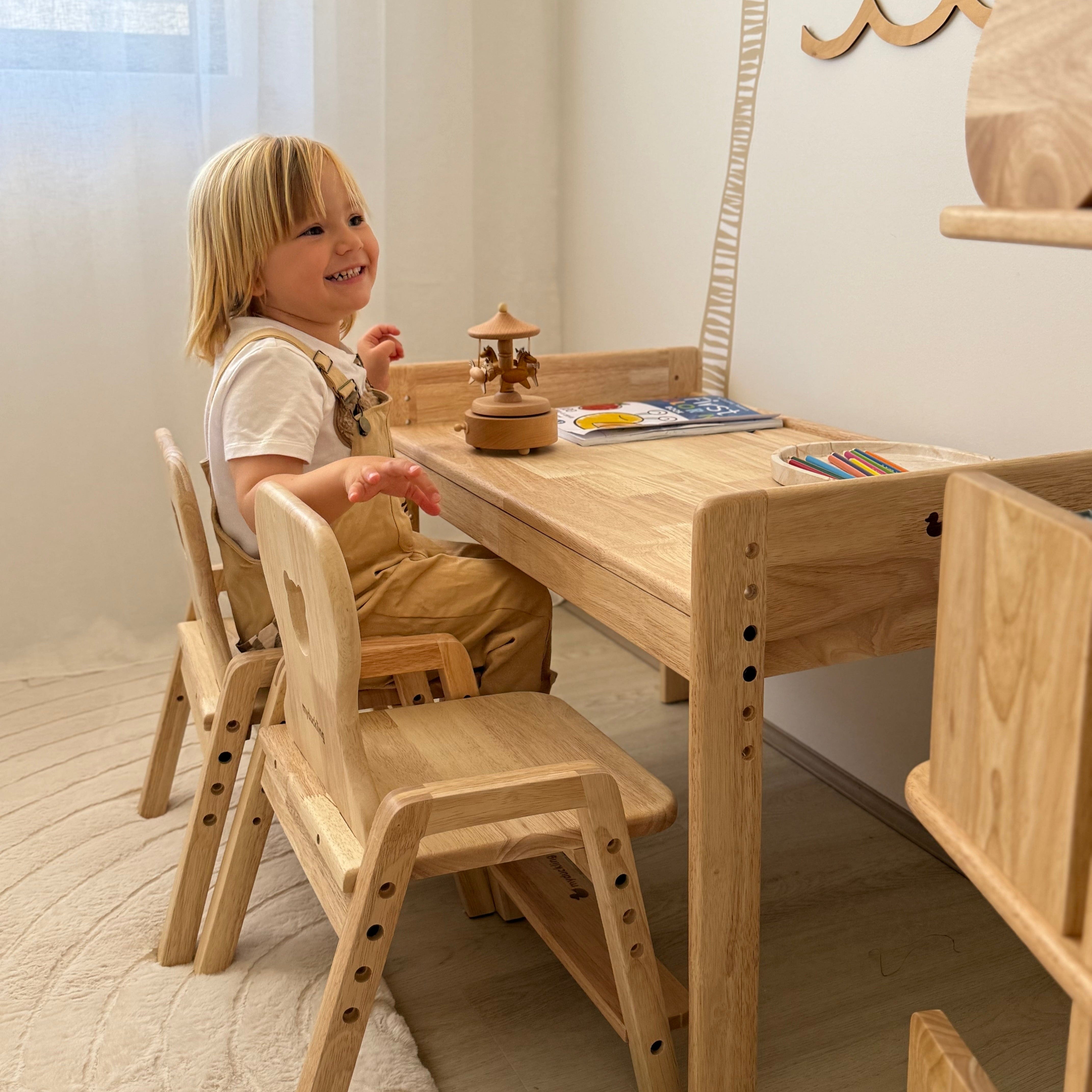 My Duckling KAYA Activity Adjustable Table with 2 Chairs