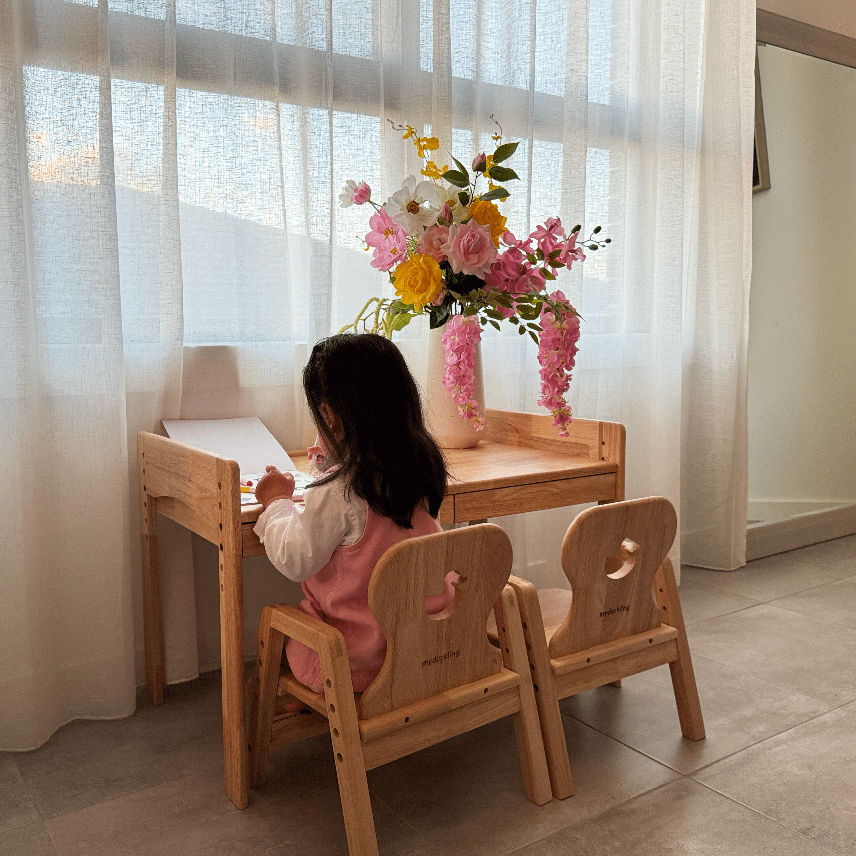 My Duckling KAYA Activity Adjustable Table with 2 Chairs