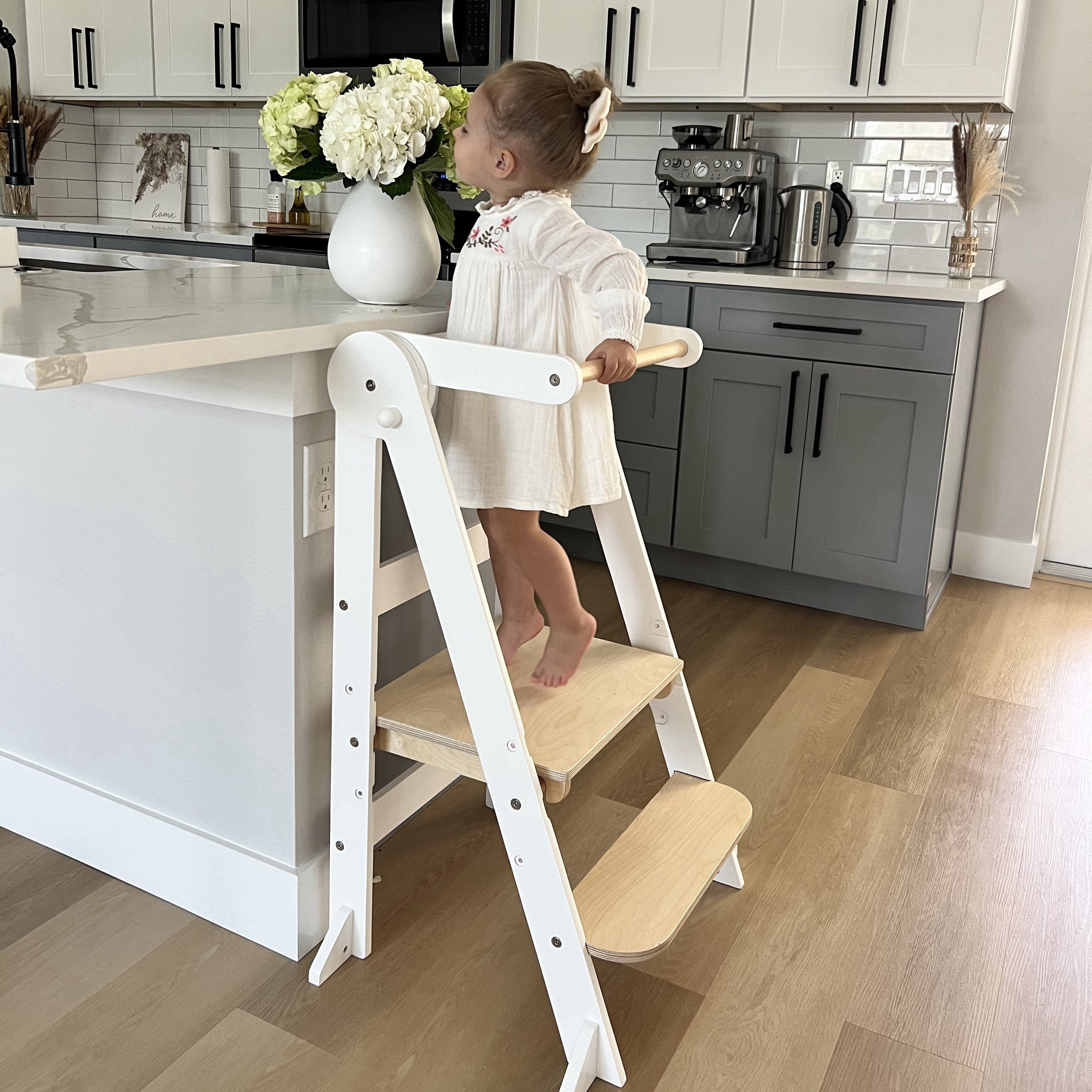My Duckling MILA Deluxe Folding Adjustable Learning Tower