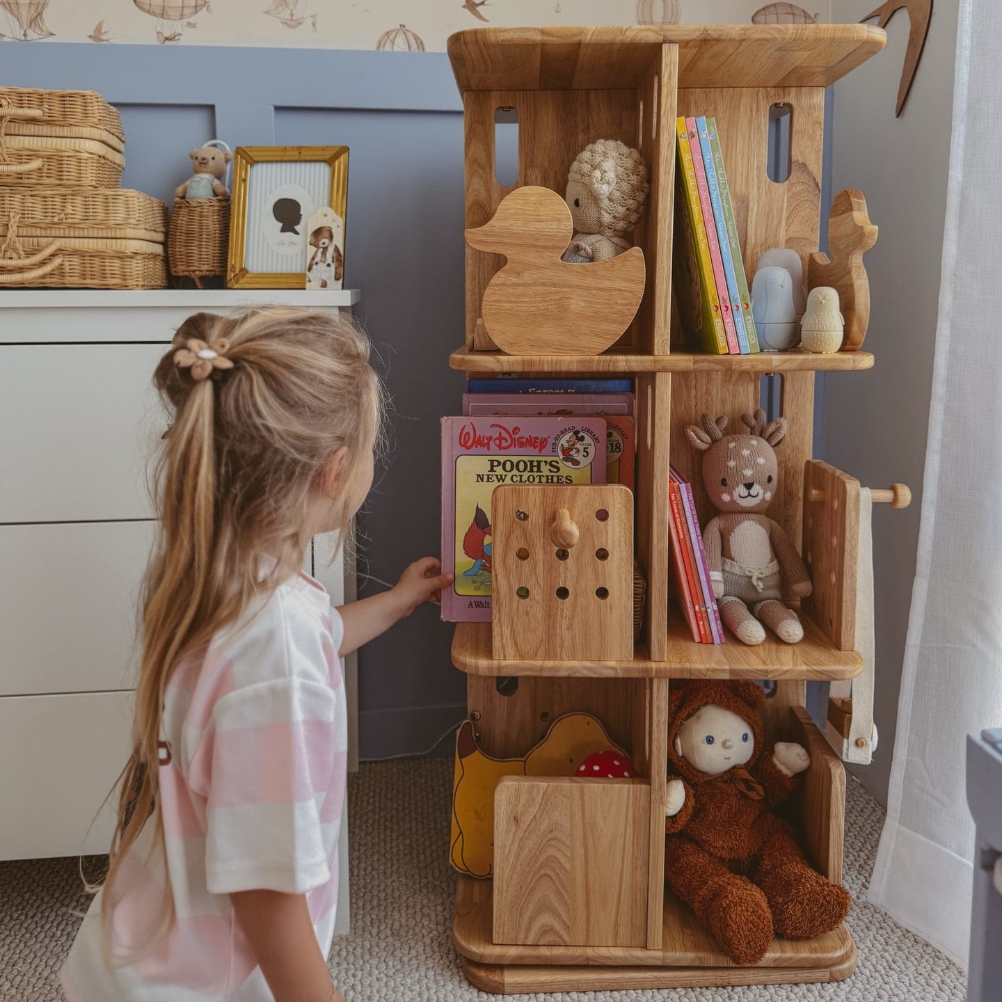 myduckling KOBI Rotating Bookcase