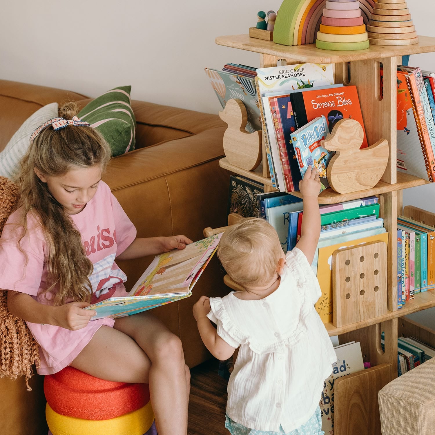 myduckling KOBI Rotating Bookcase