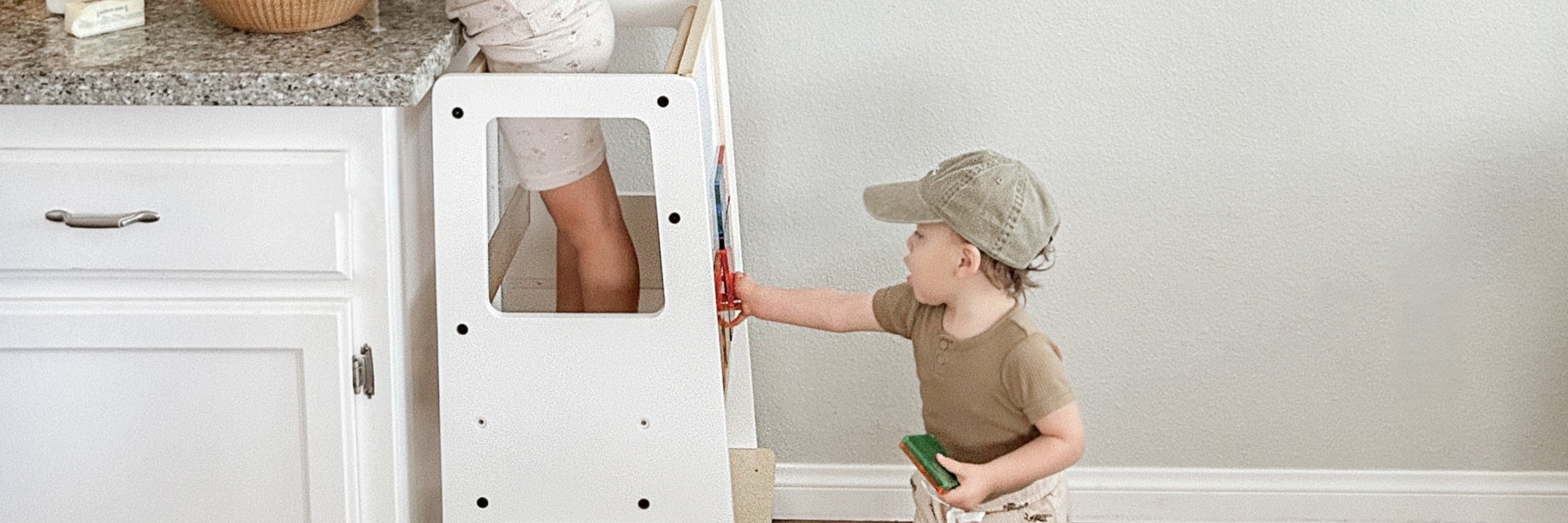 Adjustable Plywood Kitchen Helpers