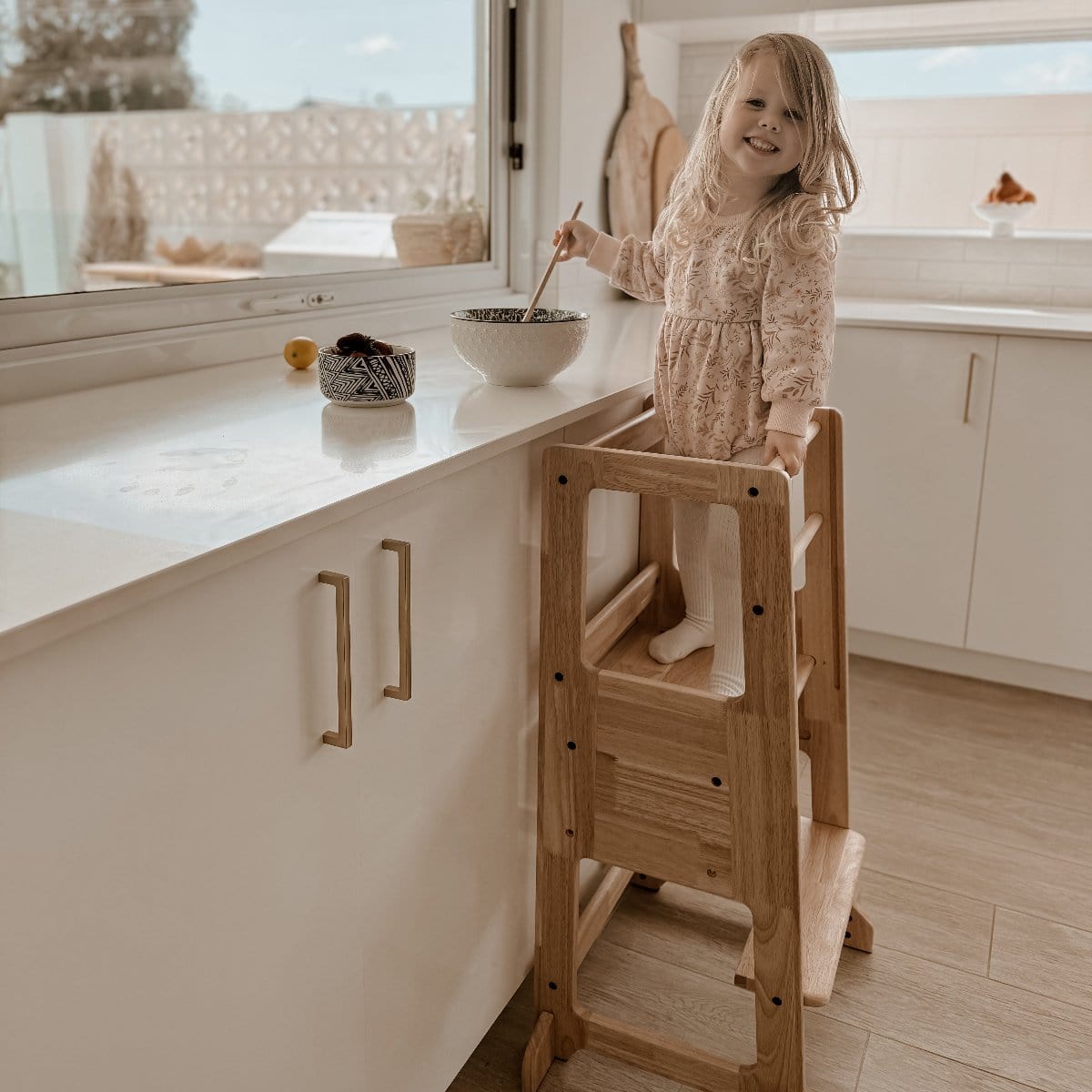 My Duckling LOLA Deluxe Solid Wood Adjustable Learning Tower