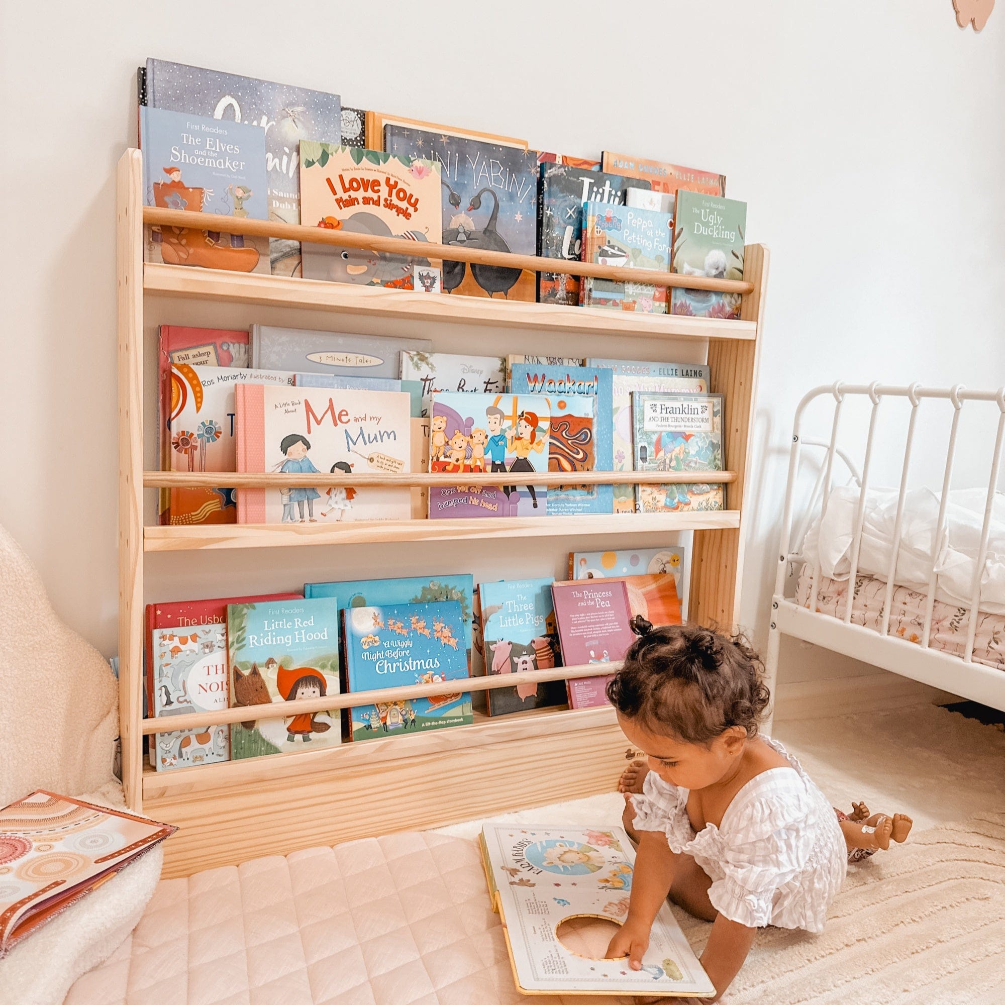 Nursery bookshelf australia hotsell