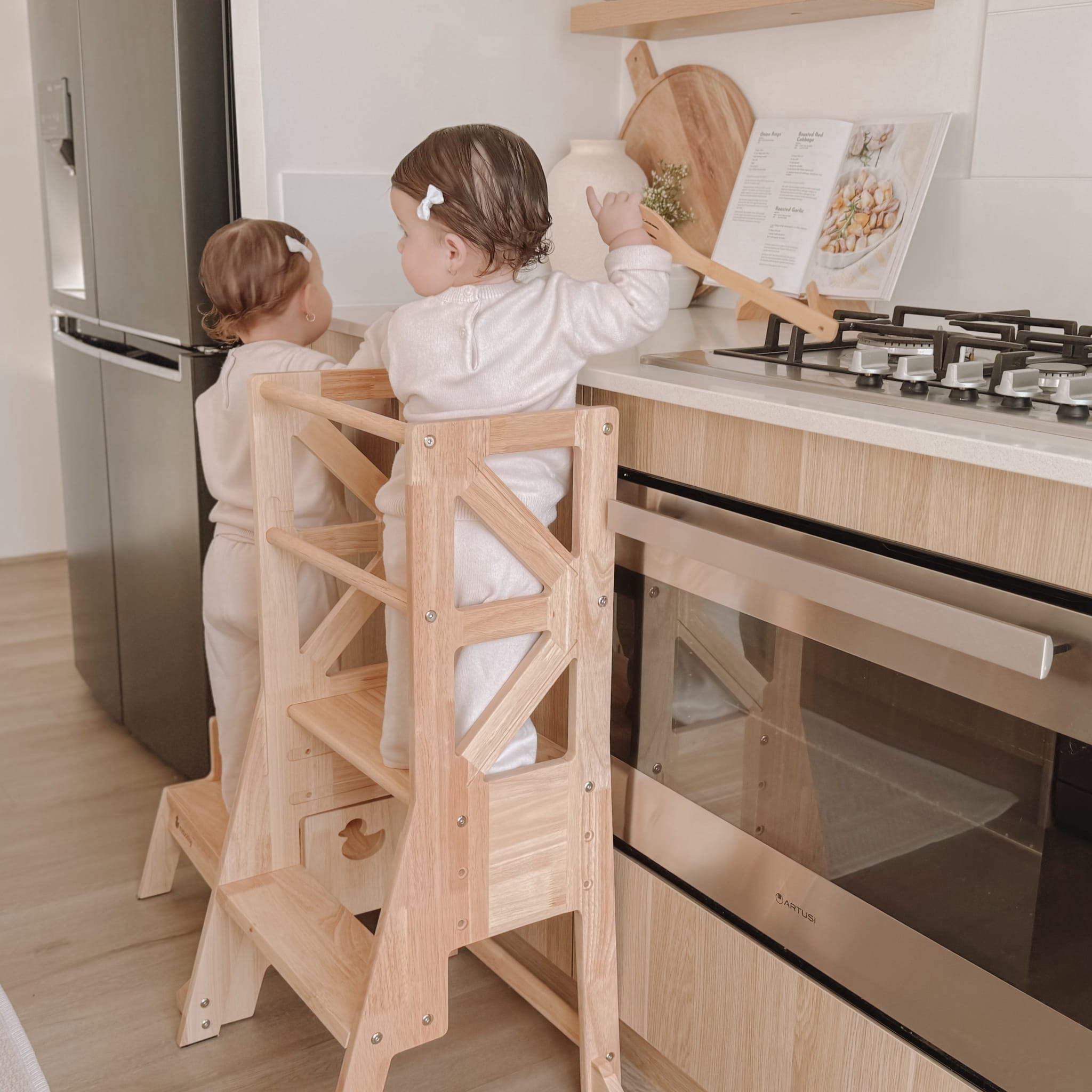 myduckling JALA Deluxe Solid Wood Learning Tower - Duck Stool (Mid August Pre-Order)