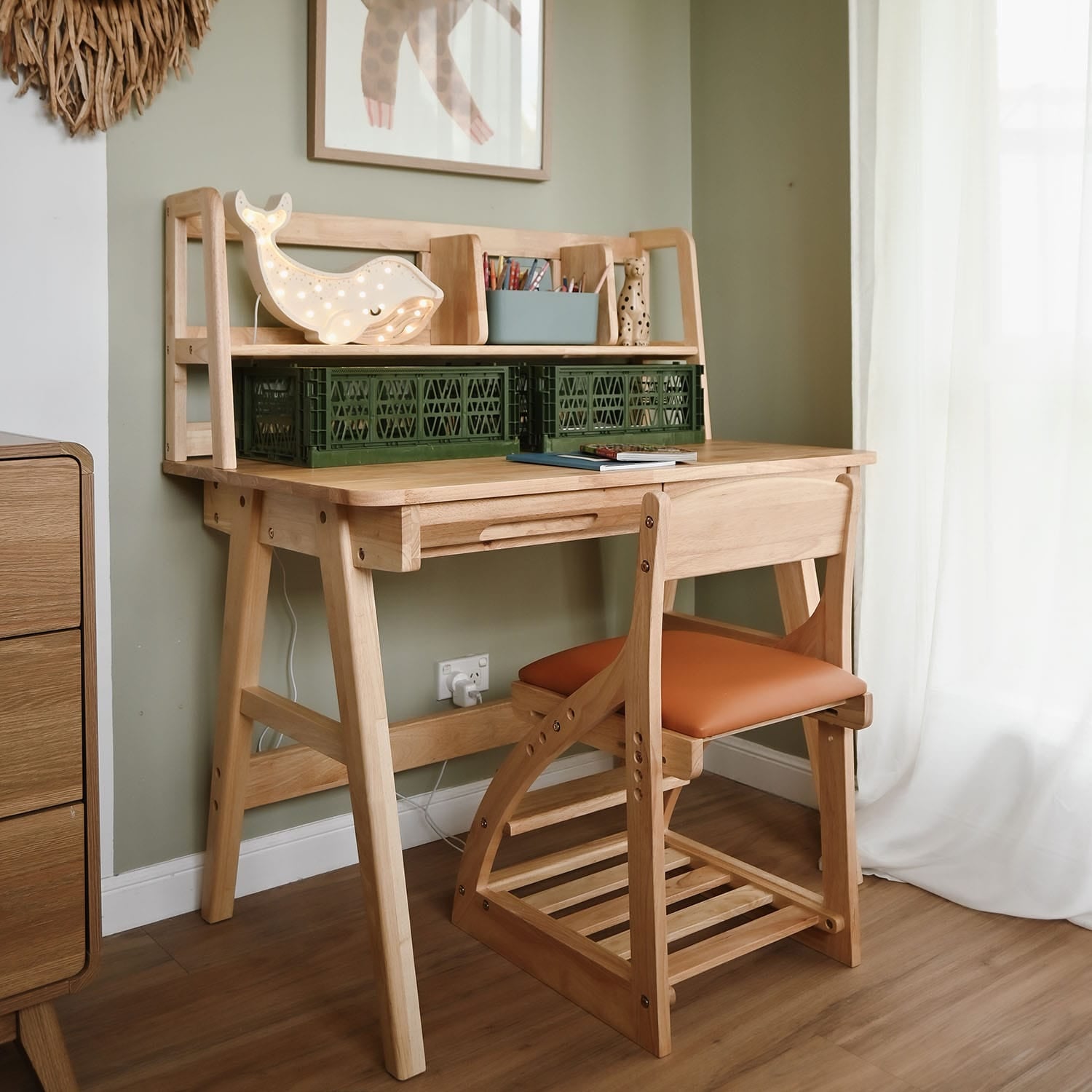 myduckling Little Scholar Complete Set - Desk, Shelf & Chair