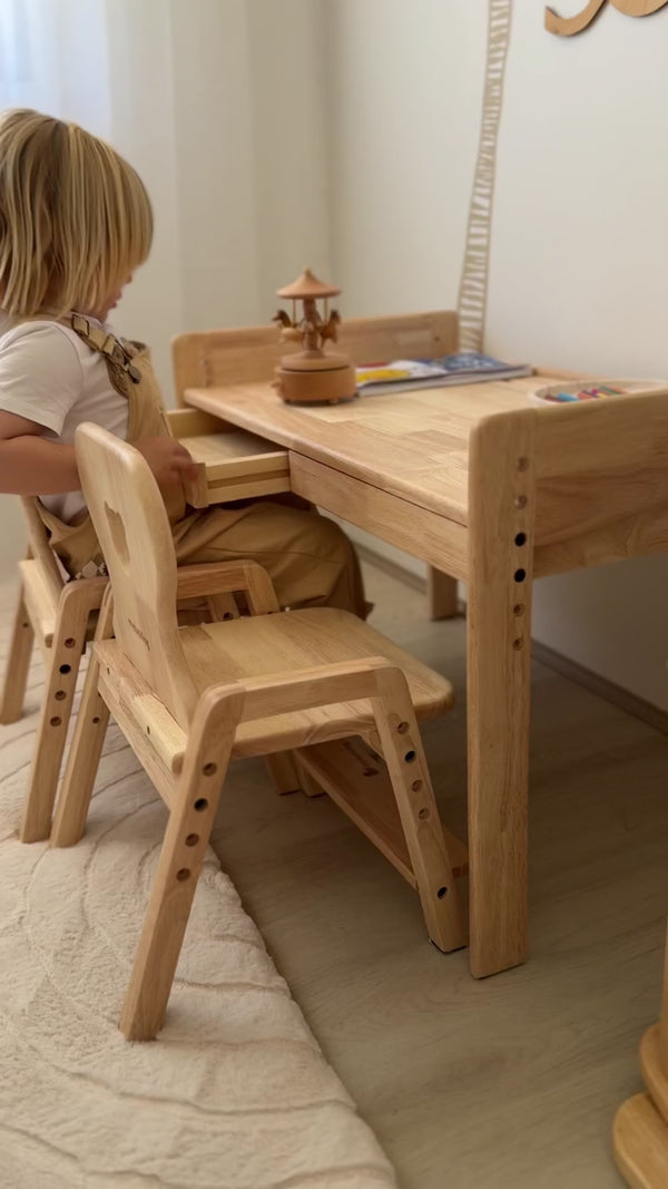 KAYA Pro Adjustable Table with 2 Chairs